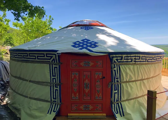 Luxe tent Yourte Mongole Mont-Roc