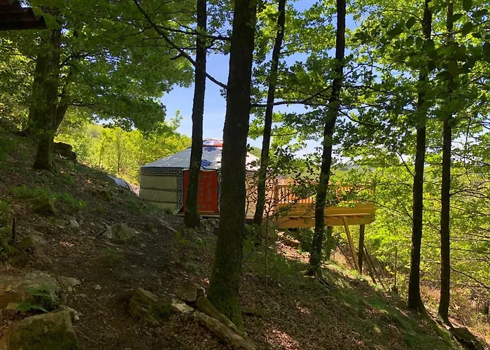 Yourte Mongole Mont-Roc